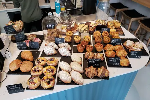 Days Bakery & Food Hall photo 1